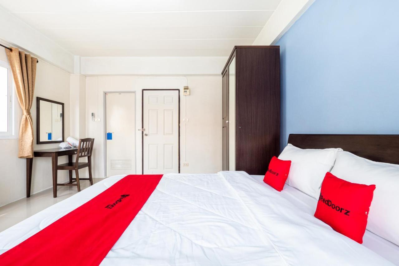 RedDoorz SI FAH at Bangsaen Hotel Ban Rong Khoei Zewnętrze zdjęcie