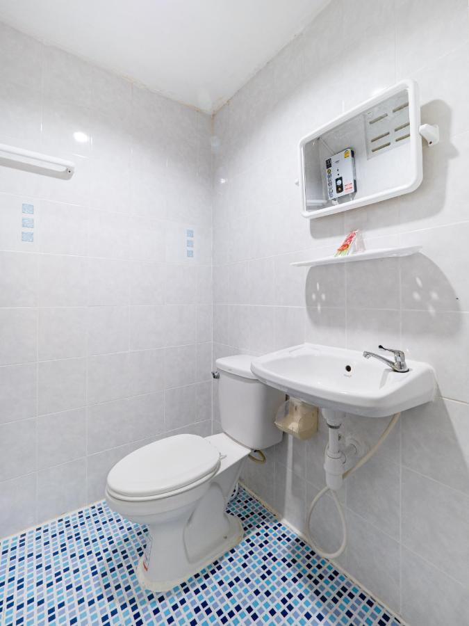 RedDoorz SI FAH at Bangsaen Hotel Ban Rong Khoei Zewnętrze zdjęcie