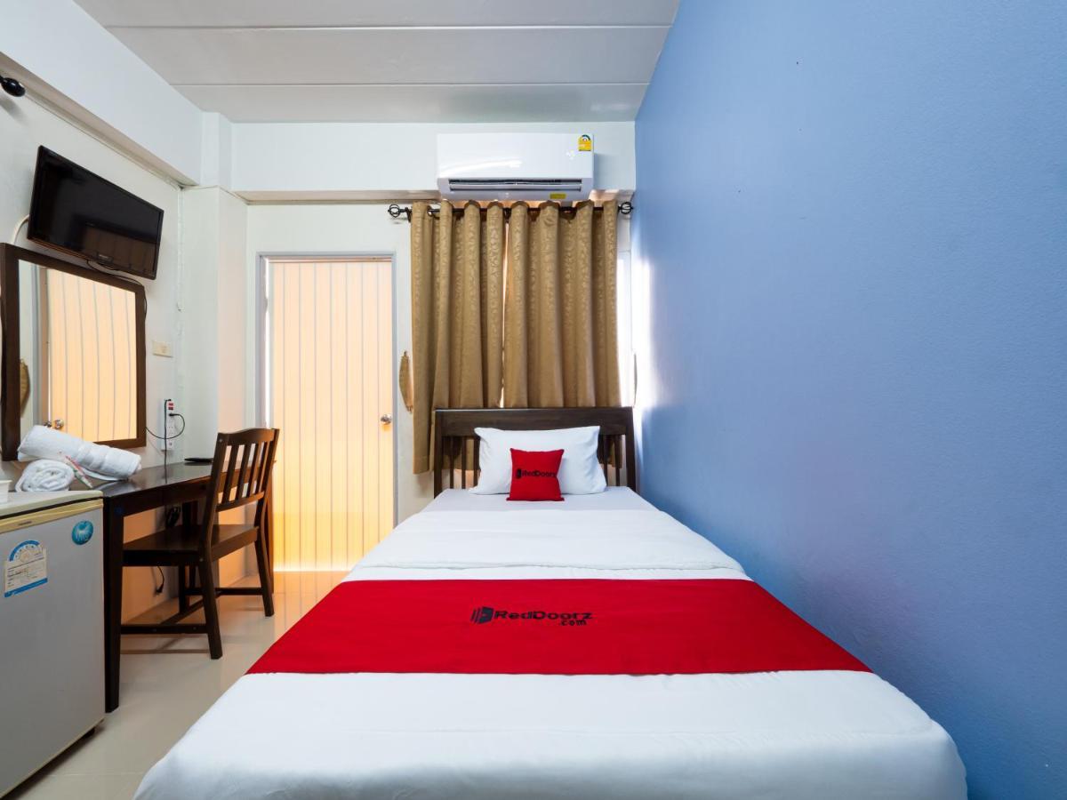 RedDoorz SI FAH at Bangsaen Hotel Ban Rong Khoei Zewnętrze zdjęcie