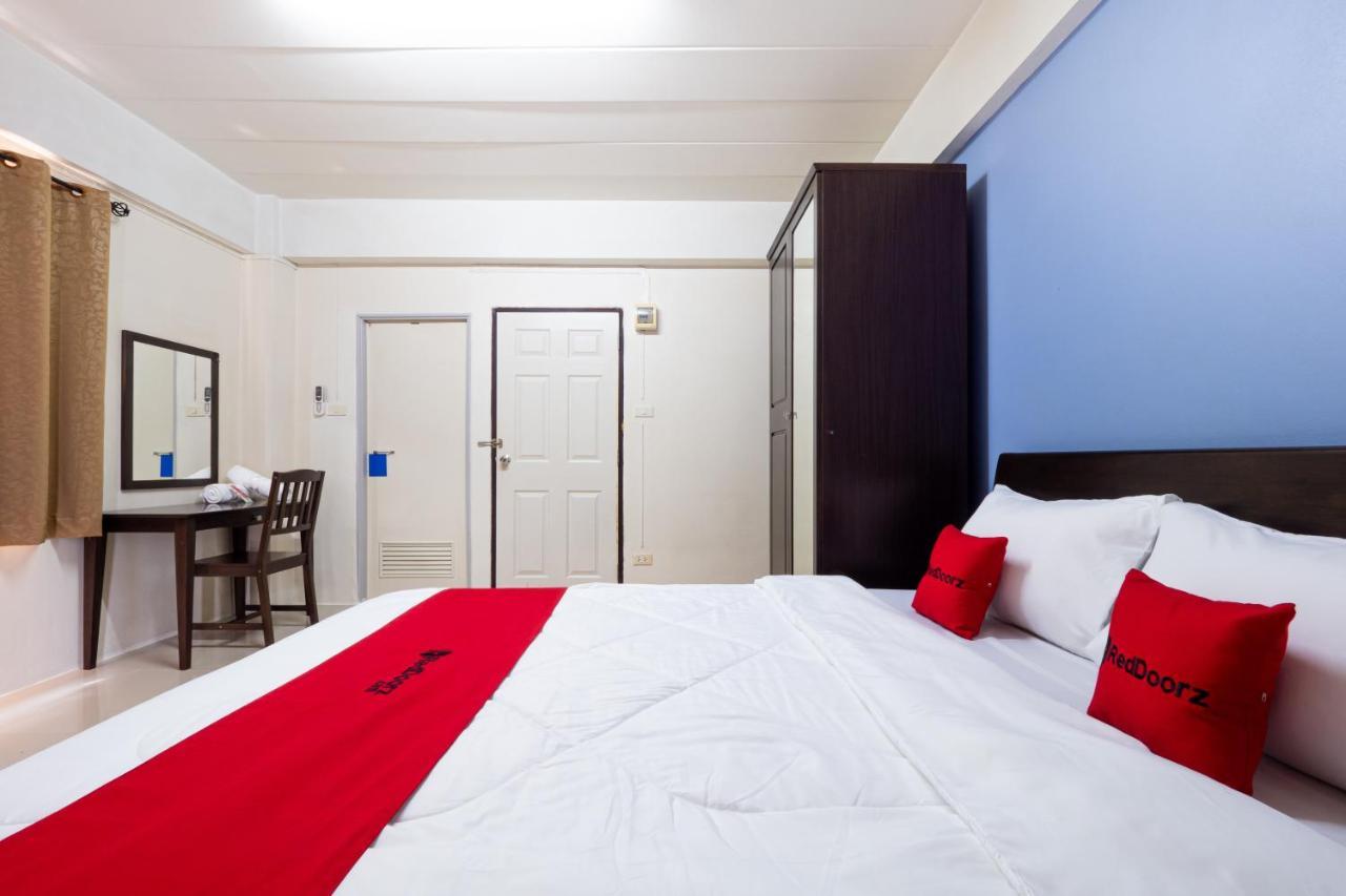RedDoorz SI FAH at Bangsaen Hotel Ban Rong Khoei Zewnętrze zdjęcie