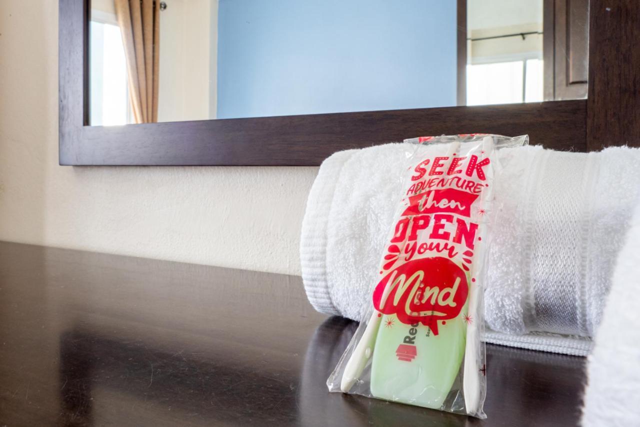 RedDoorz SI FAH at Bangsaen Hotel Ban Rong Khoei Zewnętrze zdjęcie
